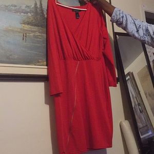 Cute dress never worn